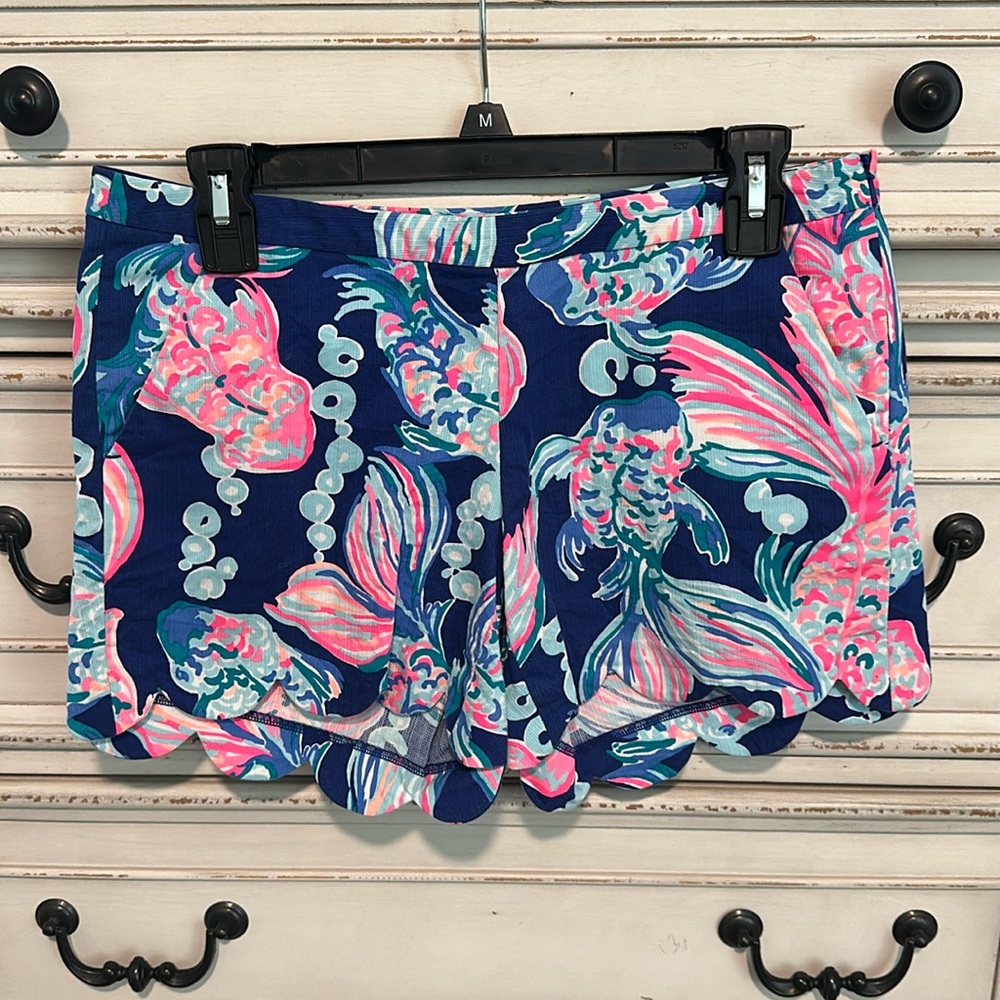 LILLY Pulitzer Magnolia Going Coastal Scalloped Shorts size 2